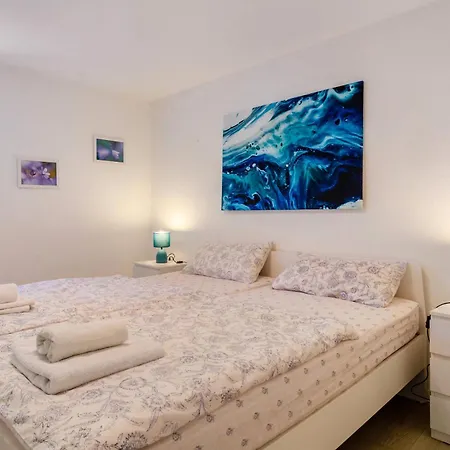 Apartment Blauer Seestern Allensbach